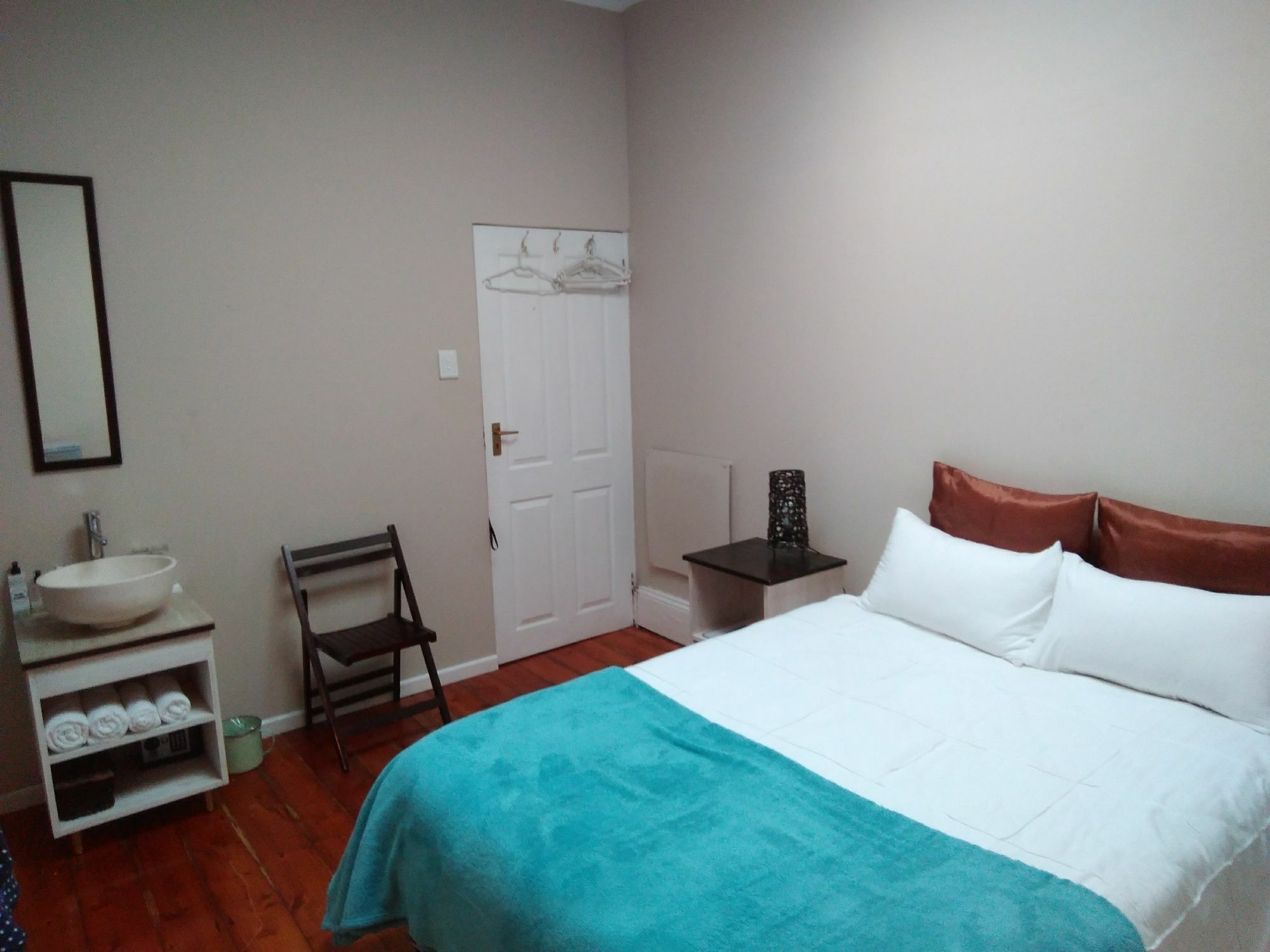 Guesthouse On Irvine بورت اليزابيث المظهر الخارجي الصورة